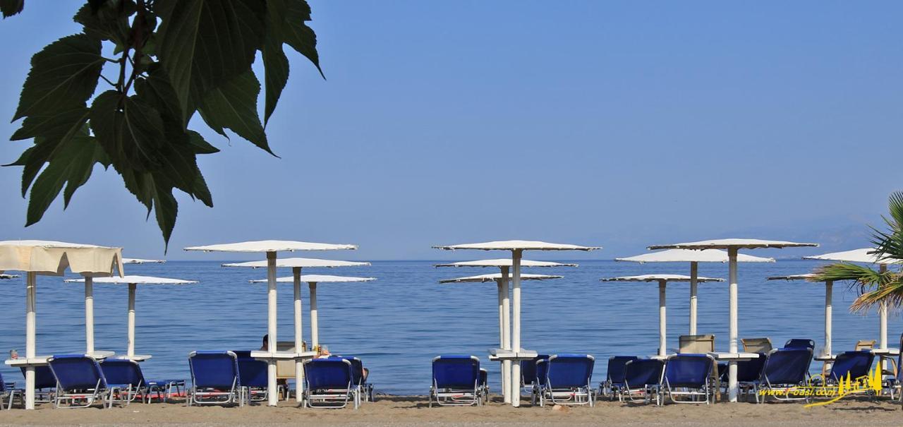 Aparthotel Oasis By The Sea Chiliadou  Exteriér fotografie