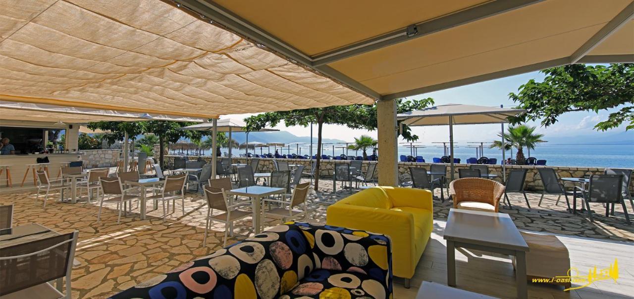 Aparthotel Oasis By The Sea Chiliadou  Exteriér fotografie