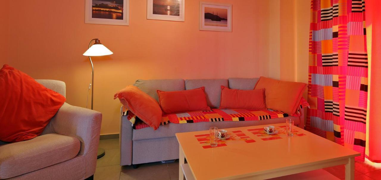Aparthotel Oasis By The Sea Chiliadou  Exteriér fotografie